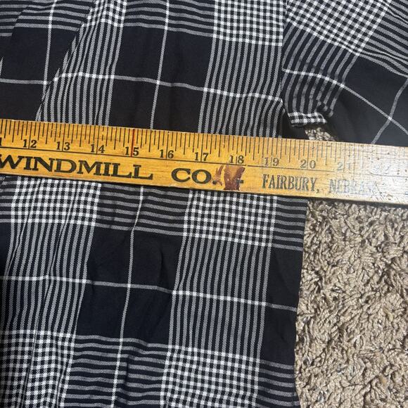 LIPSIM Black & Gray Plaid Duster Coat Robe Japanese Rayon Belted 3/4 Sleeve EUC - Picture 7 of 10